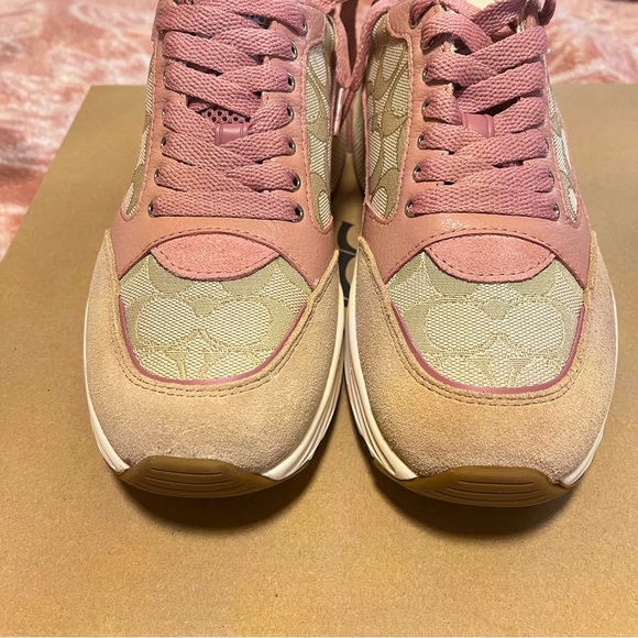 Coach Women's Tech Runner - Picture 2 of 9
